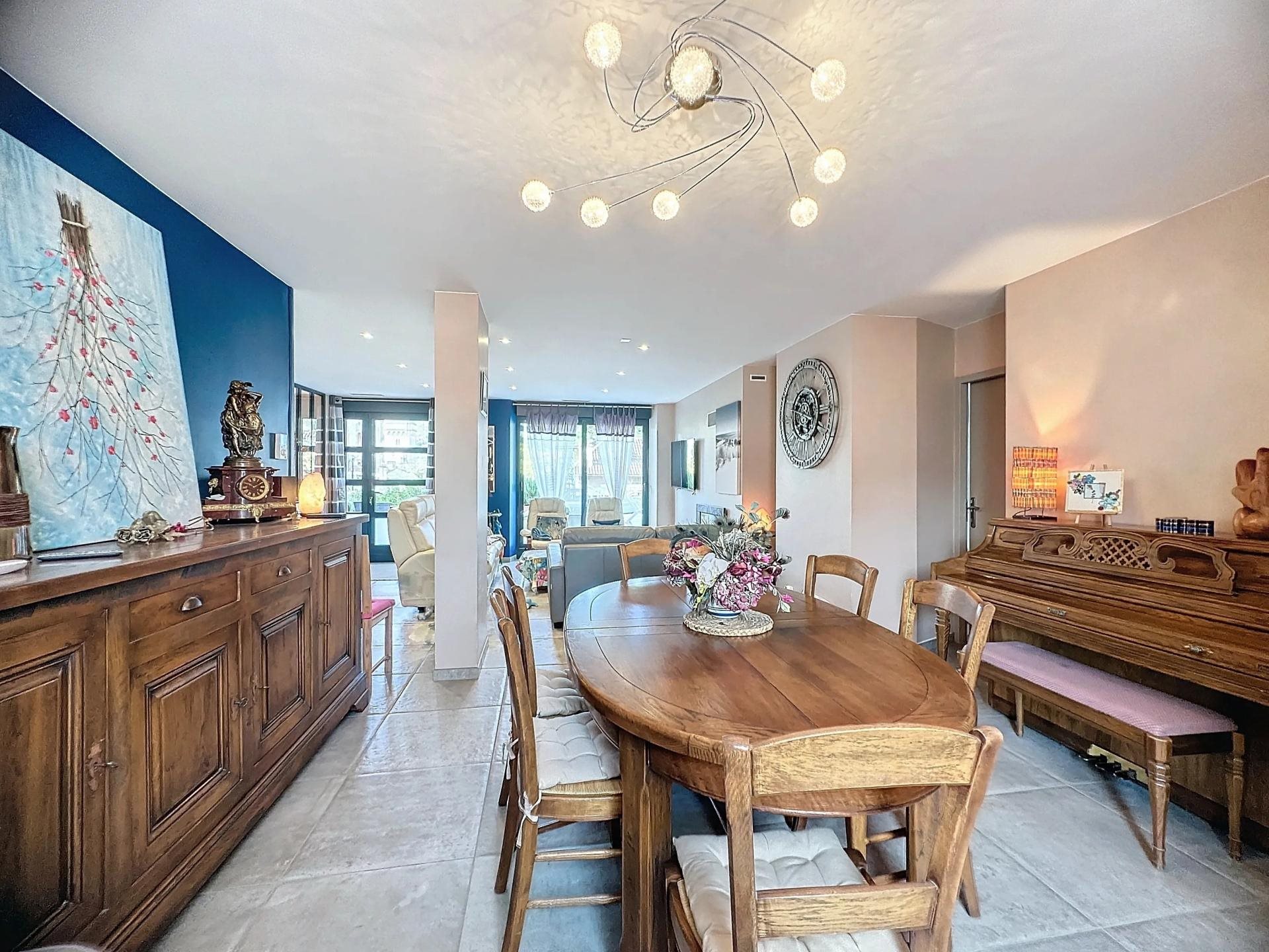 Appartement à vendre, 175m², Cahors