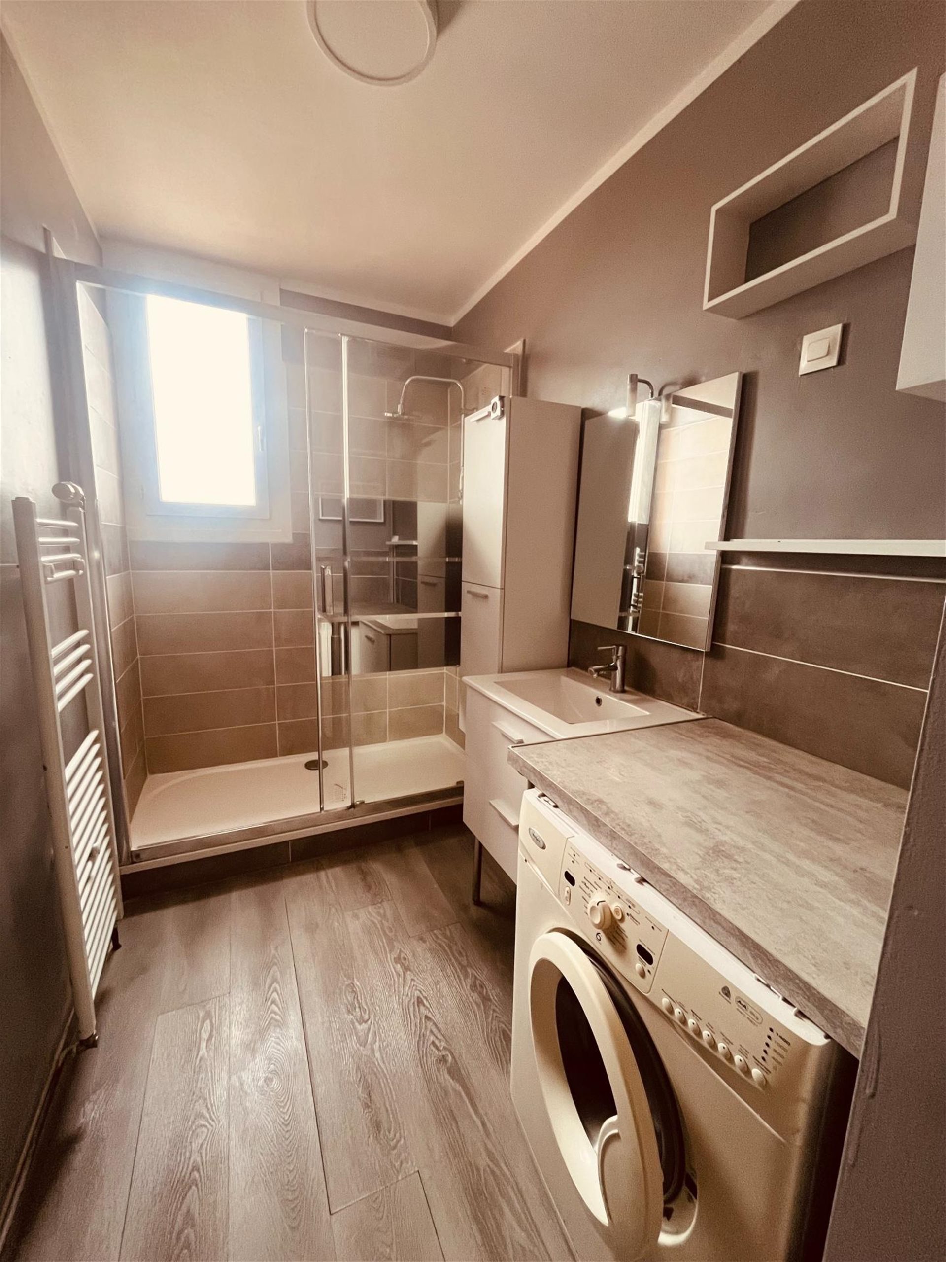 Appartement à louer, 60m², Nîmes