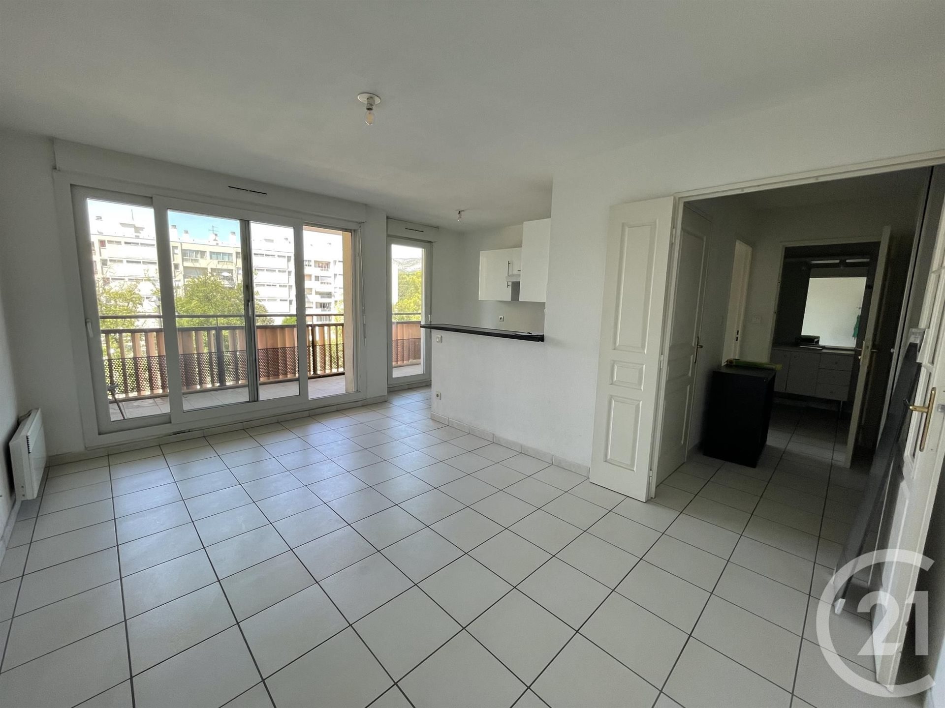 Appartement à louer, 36m², Aubagne