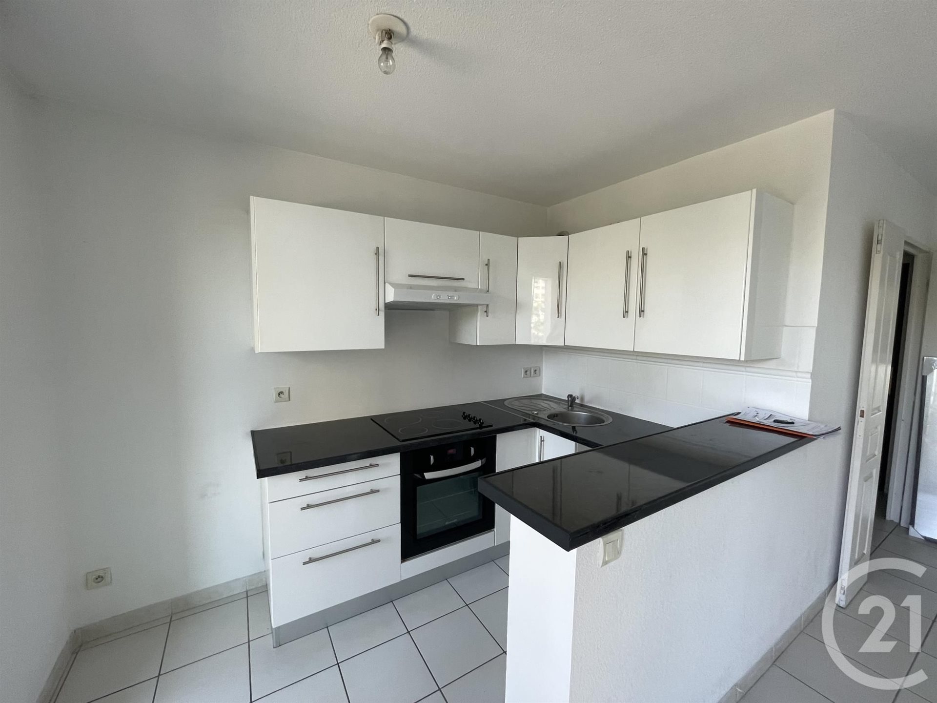 Appartement à louer, 36m², Aubagne