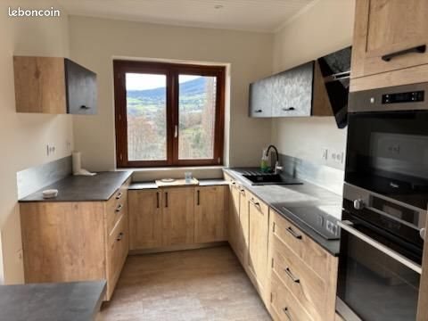 Maison à louer, 95m², Chaussan
