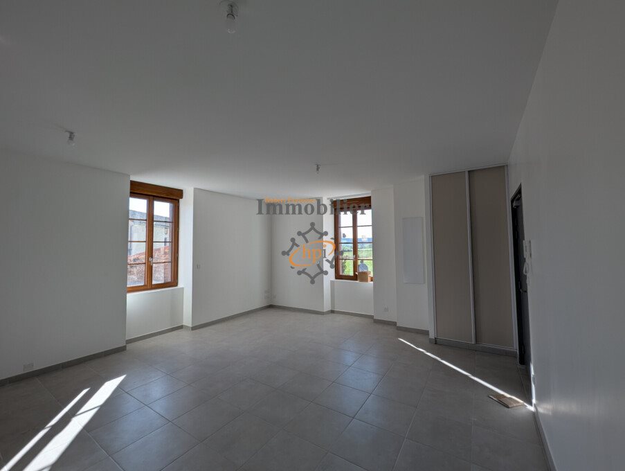 Appartement à louer, 68m², Vabres-l'Abbaye