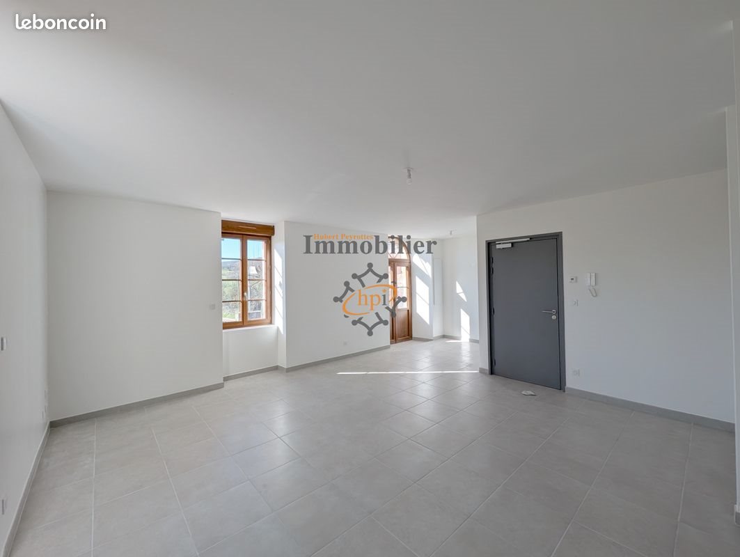 Appartement à louer, 74m², Vabres-l'Abbaye