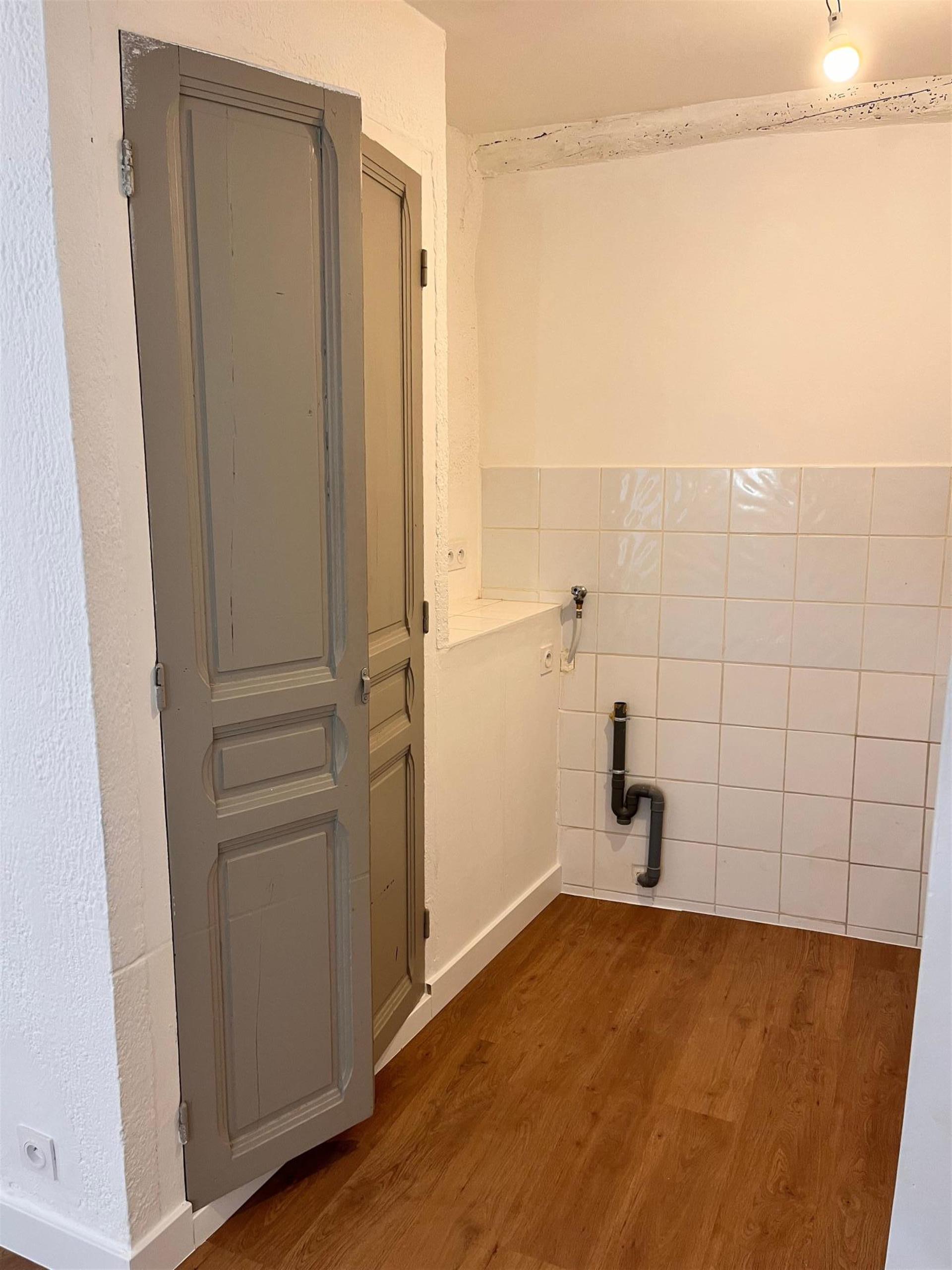 Maison à louer, 36m², Garéoult