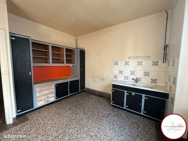 Appartement à vendre, 290m², Saint-Amand-Montrond