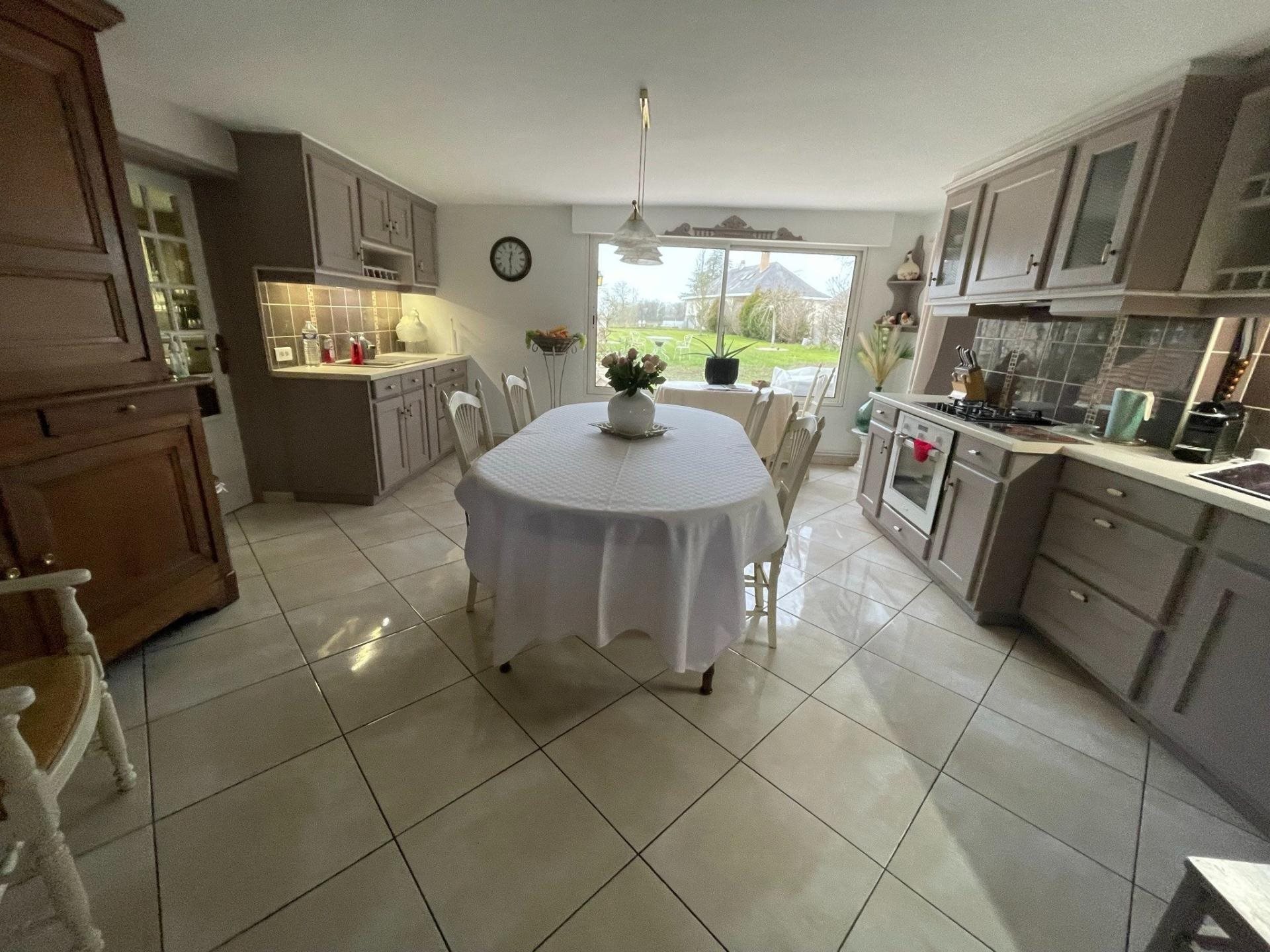 Maison à vendre, 227m², Saulces-Monclin