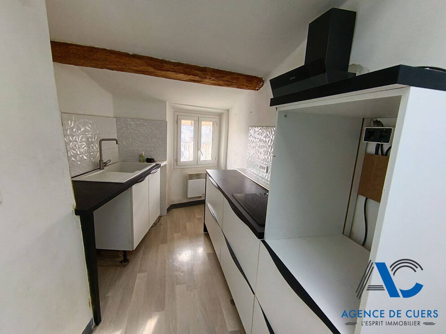 Appartement à vendre, 90m², Cuers