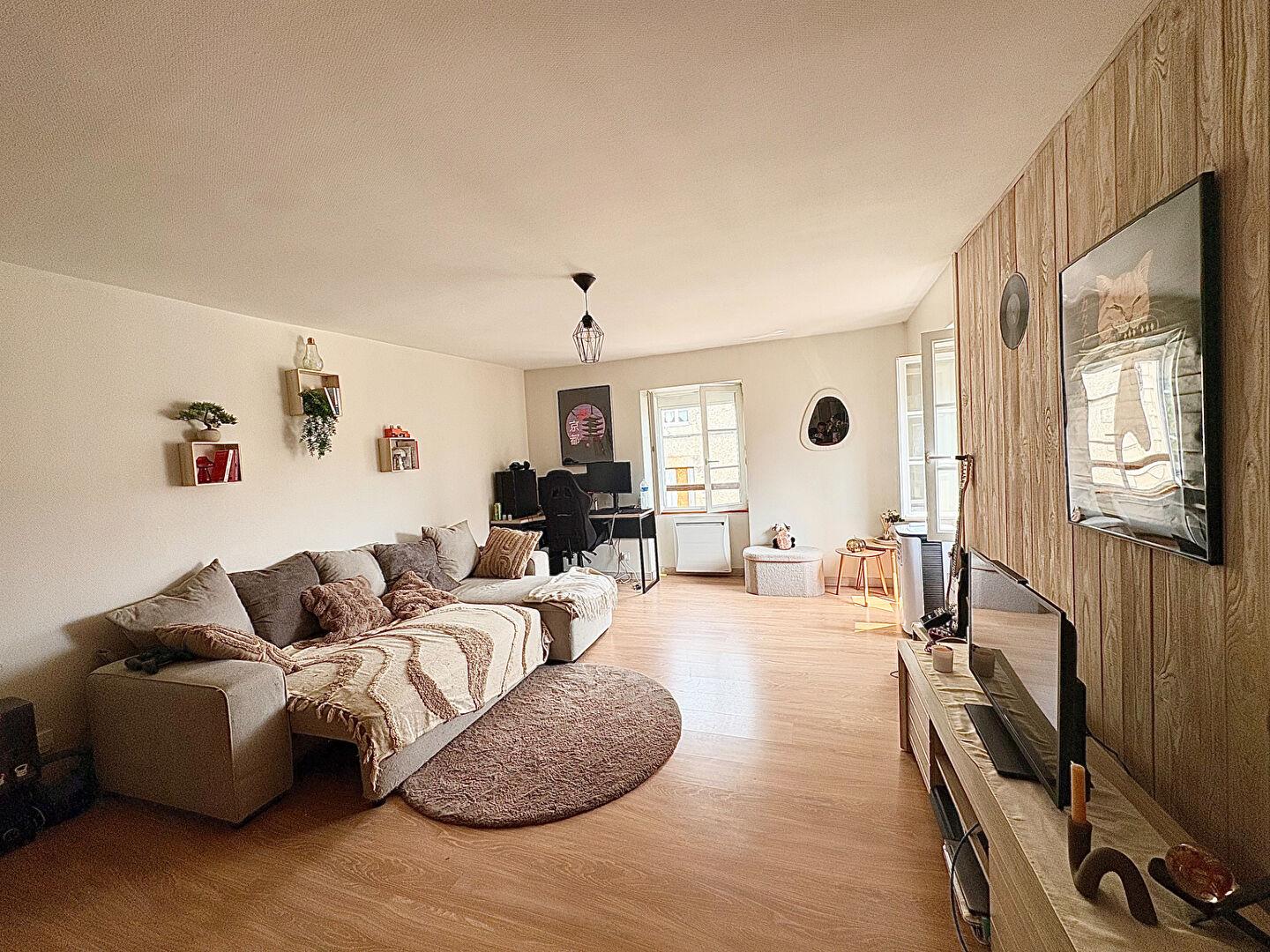 Appartement à vendre, 219m², Montmorillon