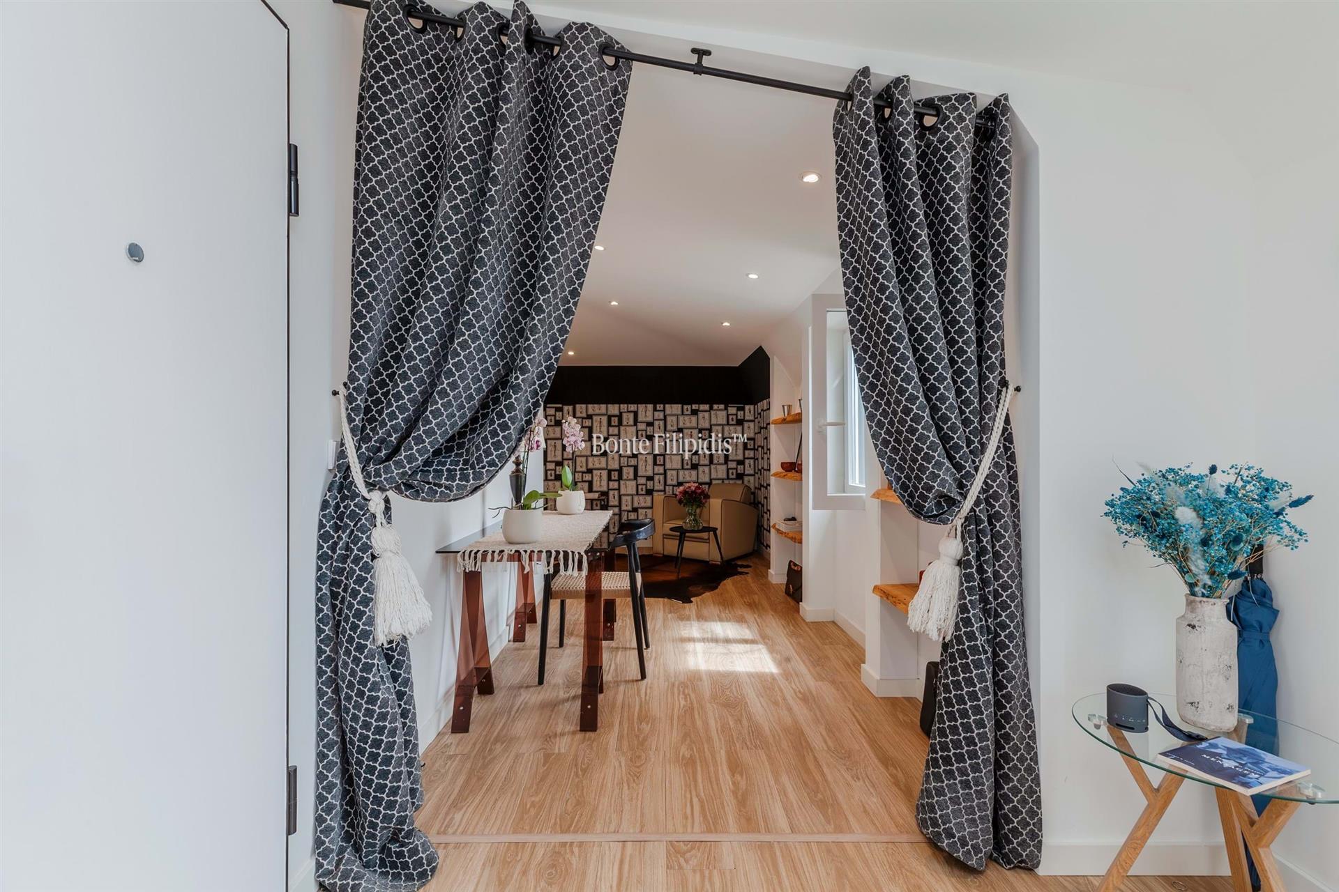 Penthouse T2 com vista para o rio Tejo, na Estrela