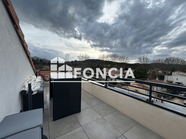 Appartement à louer, 67m², Peyrolles-en-Provence