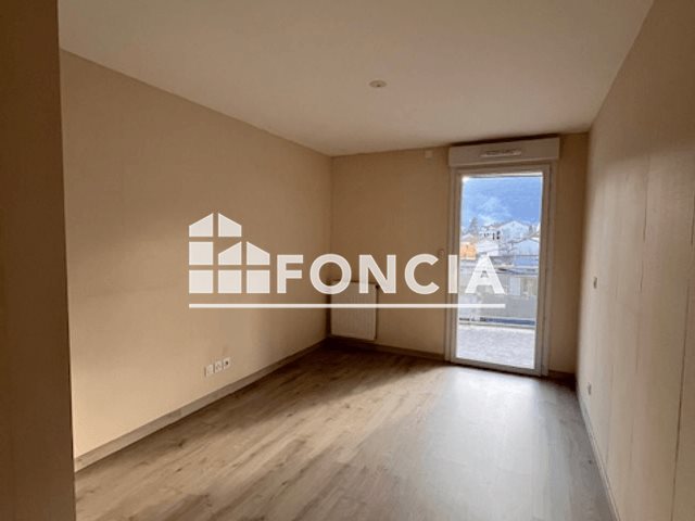 Appartement à louer, 70m², Vizille