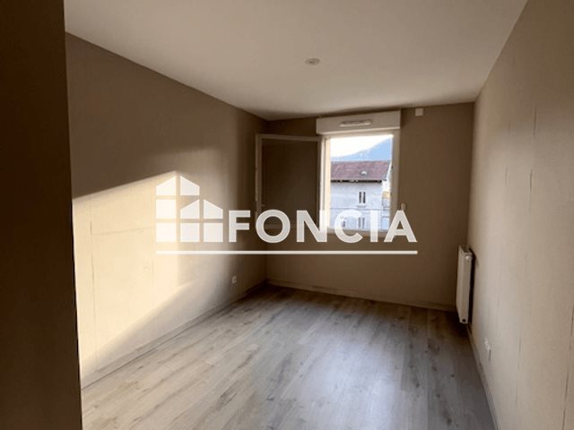 Appartement à louer, 70m², Vizille