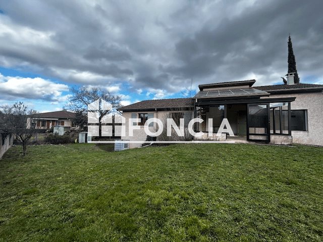 Appartement à louer, 140m², Craponne