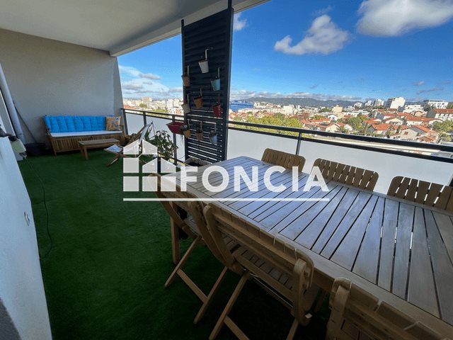 Appartement à louer, 70m², Marseille 4ème