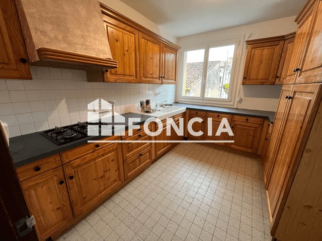 Maison à louer, 87m², Mussidan