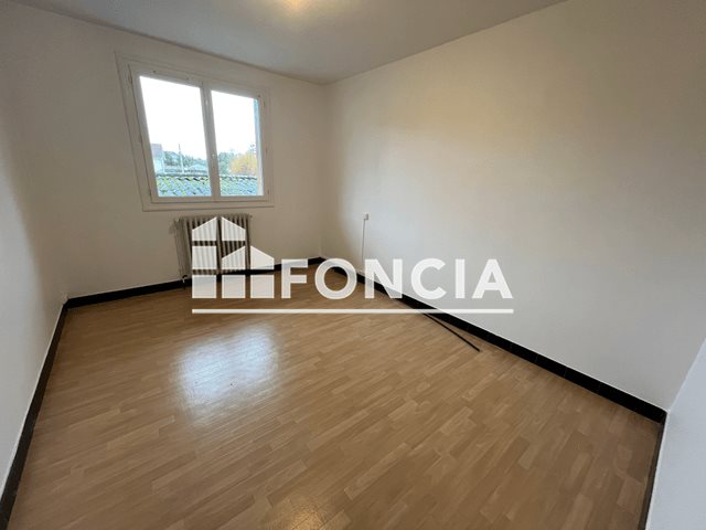 Maison à louer, 87m², Mussidan