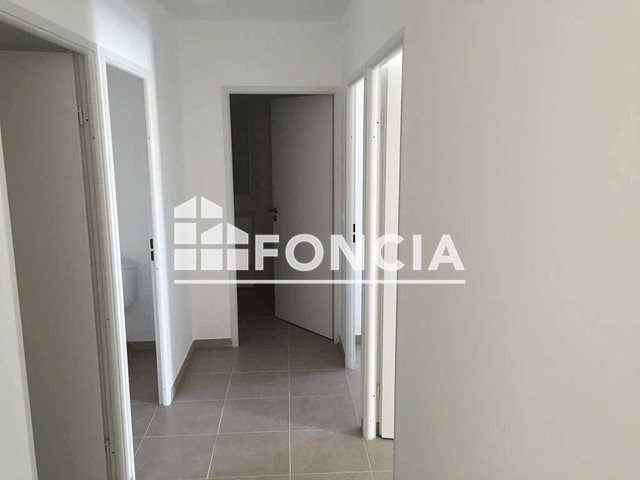 Appartement à louer, 69m², Castries