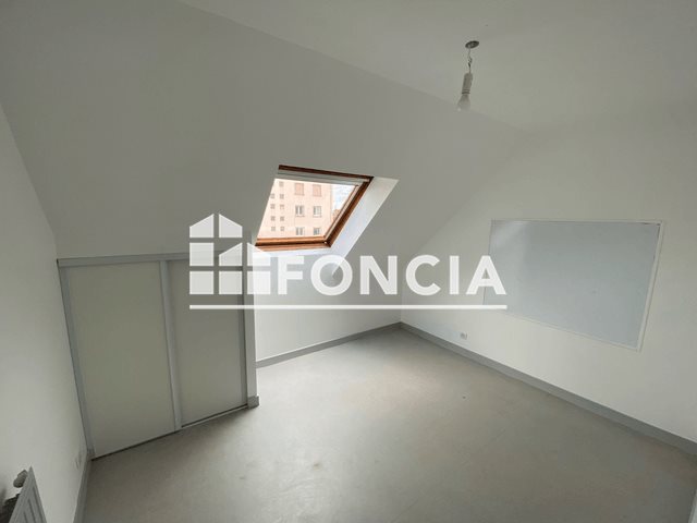 Appartement à louer, 71m², Riorges