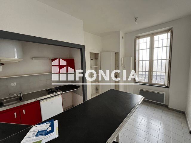Appartement à louer, 28m², Nîmes