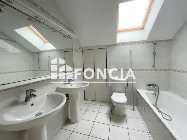 Maison à louer, 123m², Voreppe