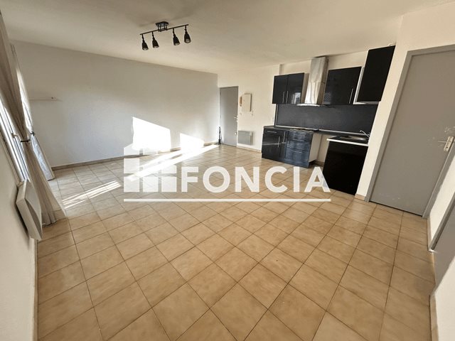 Appartement à louer, 45m², Lunel