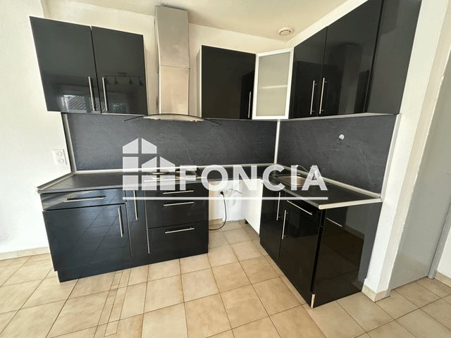 Appartement à louer, 45m², Lunel