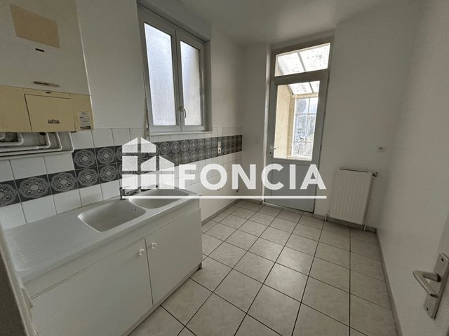 Appartement à louer, 58m², La Fère