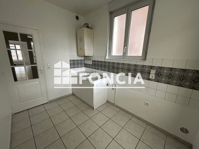 Appartement à louer, 58m², La Fère