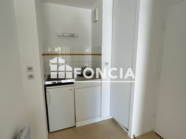 Appartement à louer, 31m², Lambesc