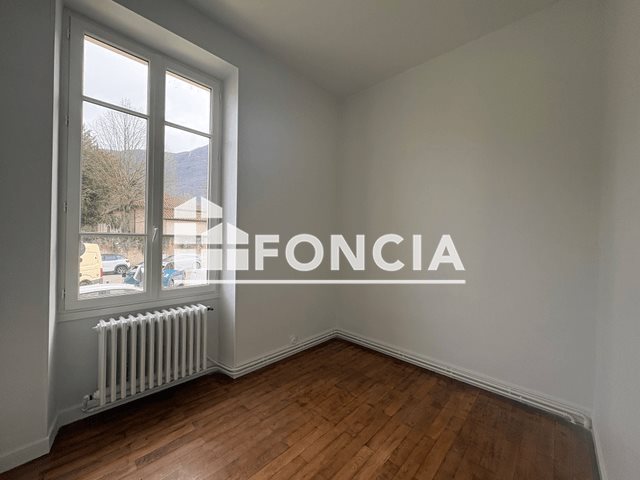 Appartement à louer, 48m², Vizille