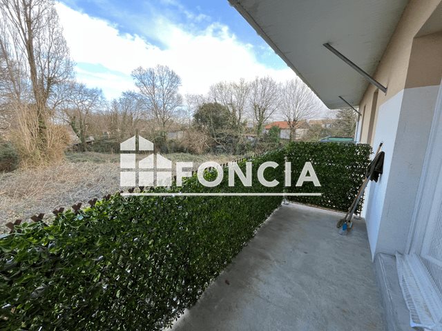 Appartement à louer, 43m², Montussan