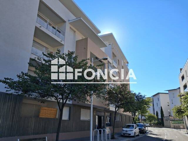 Appartement à louer, 46m², Nîmes