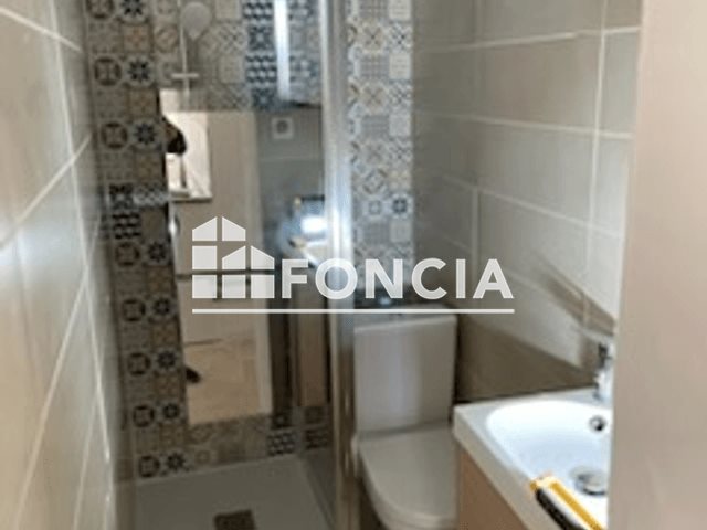 Appartement à louer, 32m², Uzès