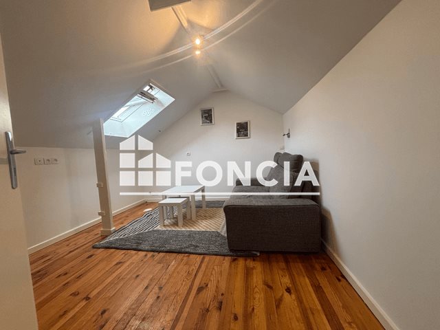 Appartement à louer, 45m², Jouy-le-Moutier