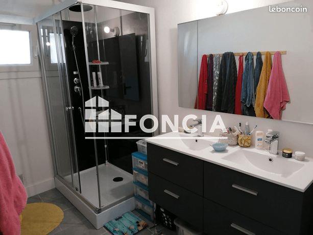 Maison à louer, 101m², Sauveterre