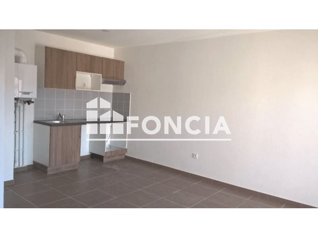 Appartement à louer, 45m², Morières-lès-Avignon