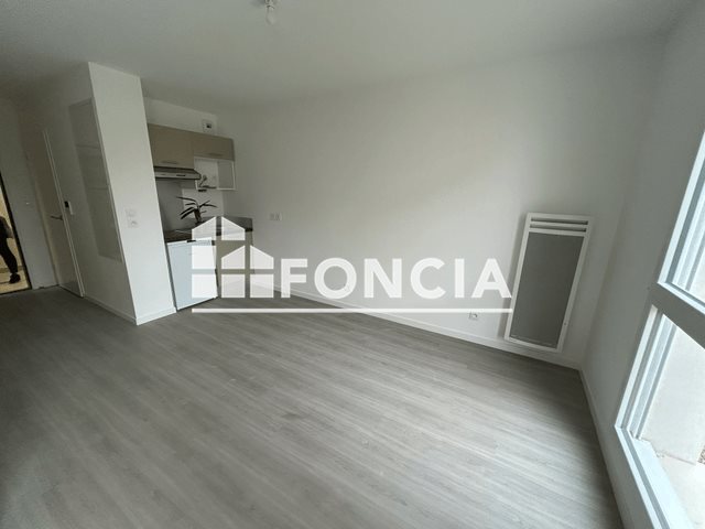 Appartement à louer, 29m², Carpiquet