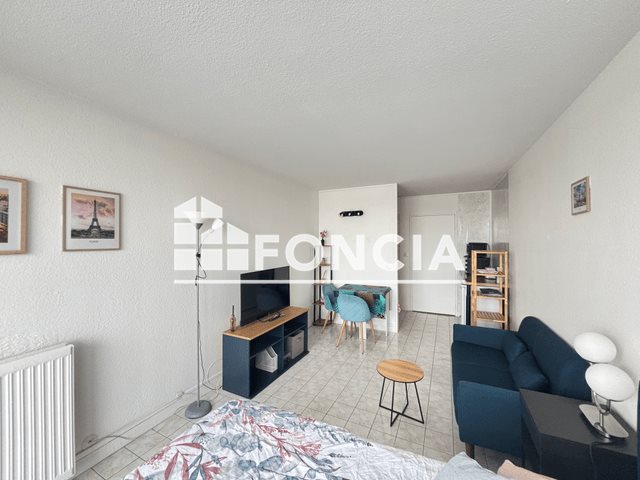 Appartement à louer, 25m², Paris 18ème