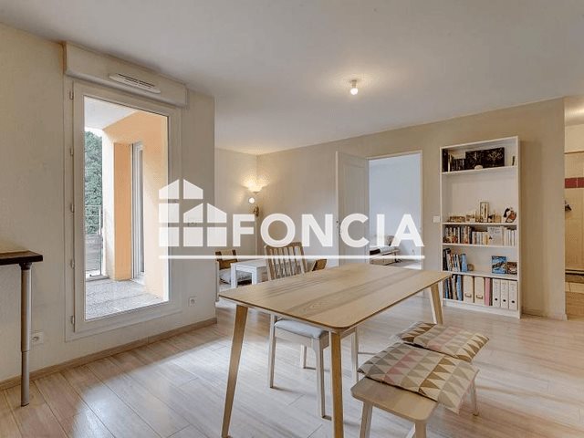 Appartement à louer, 46m², Gières