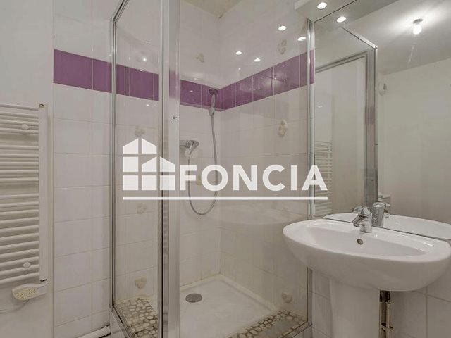 Appartement à louer, 46m², Gières