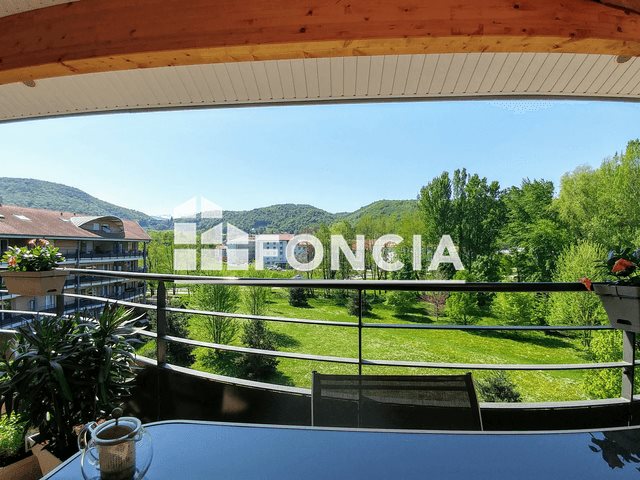 Appartement à louer, 73m², Eybens