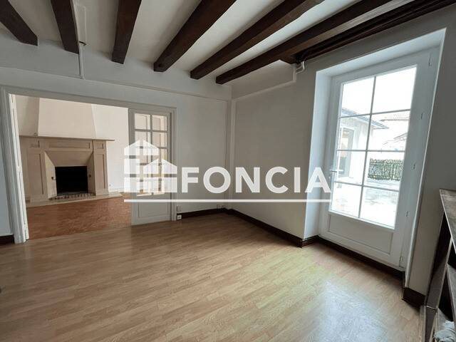 Maison à louer, 178m², La Rochefoucauld