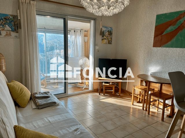 Appartement à louer, 22m², Sanary-sur-Mer