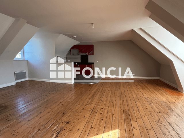 Appartement à louer, 77m², Dinan