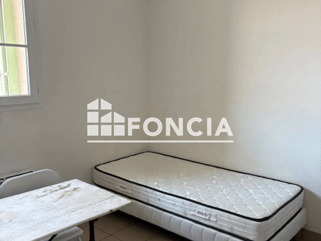 Appartement à louer, 25m², Nîmes