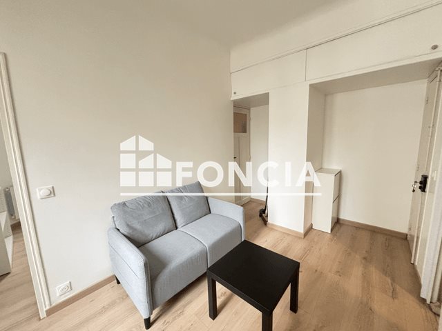 Appartement à louer, 27m², Paris 18ème