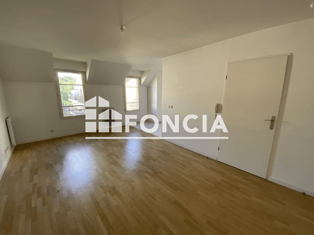 Appartement à louer, 34m², Buc