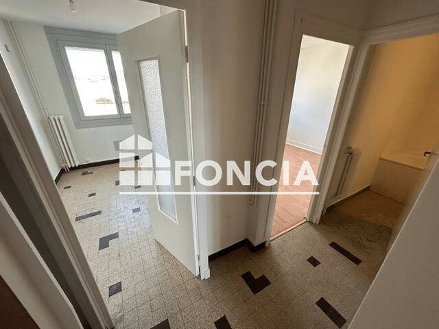 Appartement à louer, 27m², Romans-sur-Isère