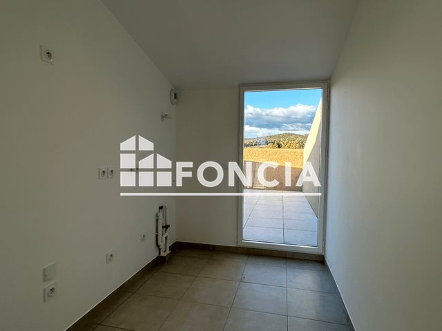 Appartement à louer, 28m², La Londe-les-Maures