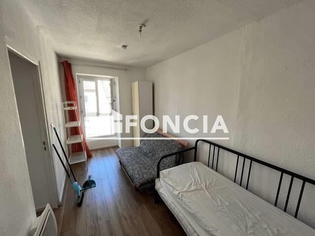Appartement à louer, 29m², Nîmes